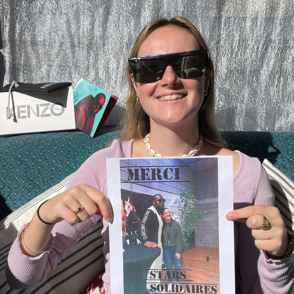 Léa et les lunettes de Gims