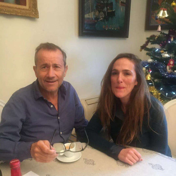 Philippe en cours d'écriture avec Victoria Bedos